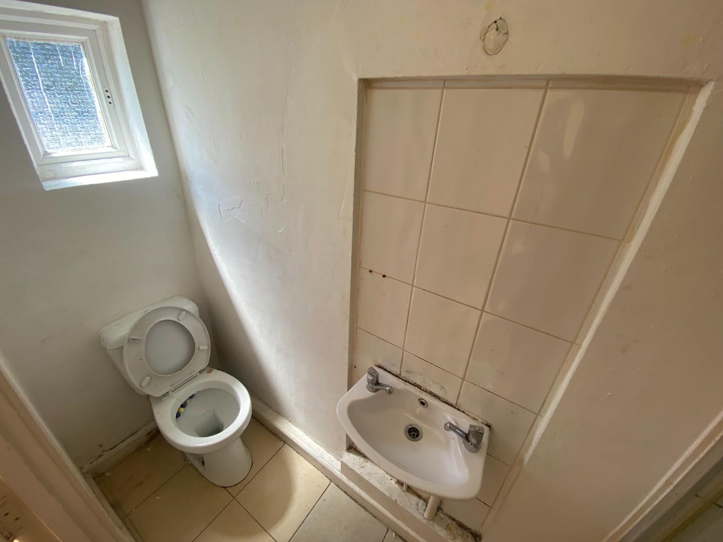 6 bed block of apartments for sale in Old Church Road, Coventry 12