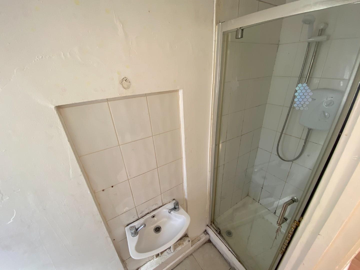 6 bed block of apartments for sale in Old Church Road, Coventry 13