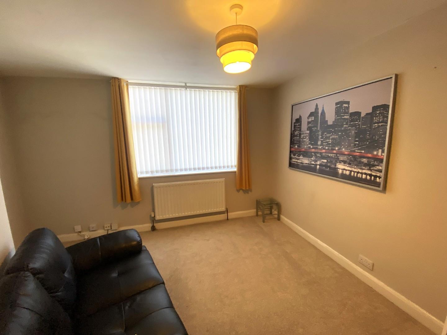1 bed flat for sale in Quinton Parade, Coventry  - Property Image 1