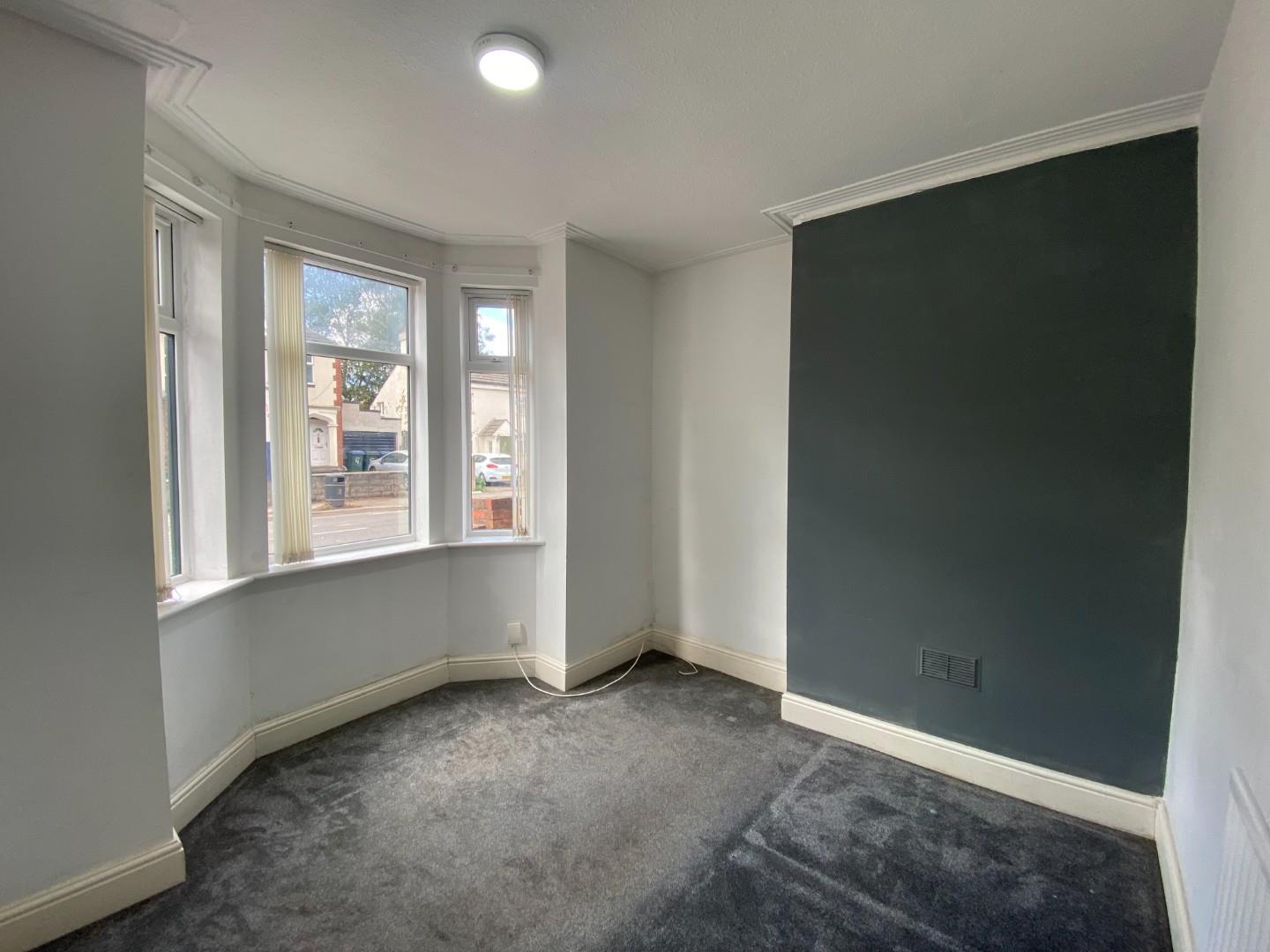 4 bed house to rent in Bedworth Road, Coventry  - Property Image 2