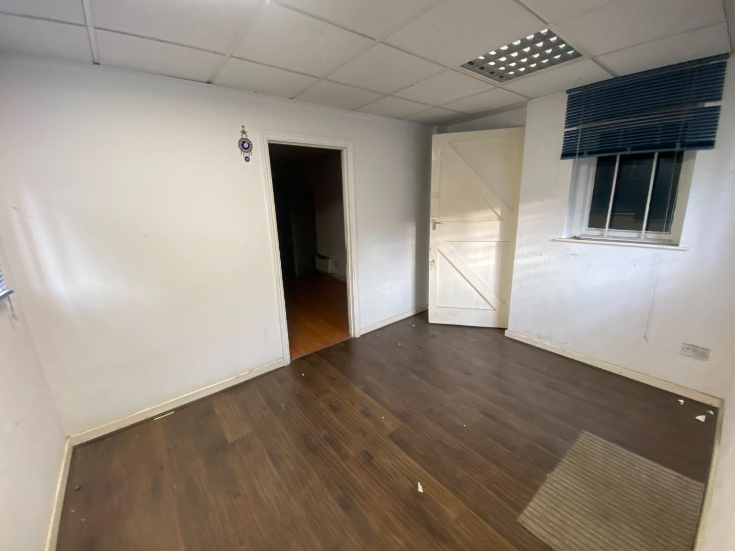 Commercial property to rent in St. Lawrences Road, Coventry  - Property Image 2
