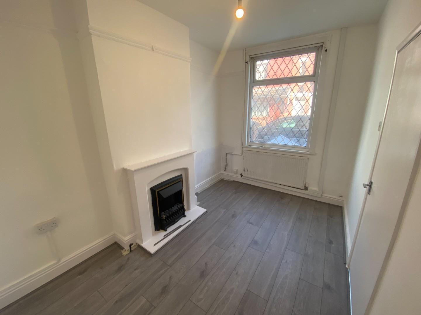 3 bed terraced house to rent in Park Street, Coventry  - Property Image 2