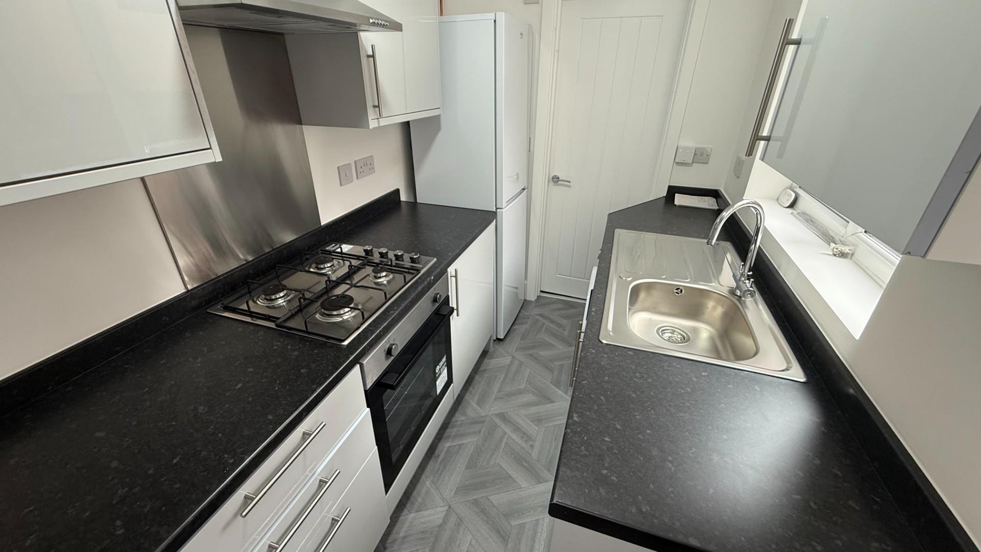 2 bed terraced house to rent in Lockhurst Lane, Coventry, CV6