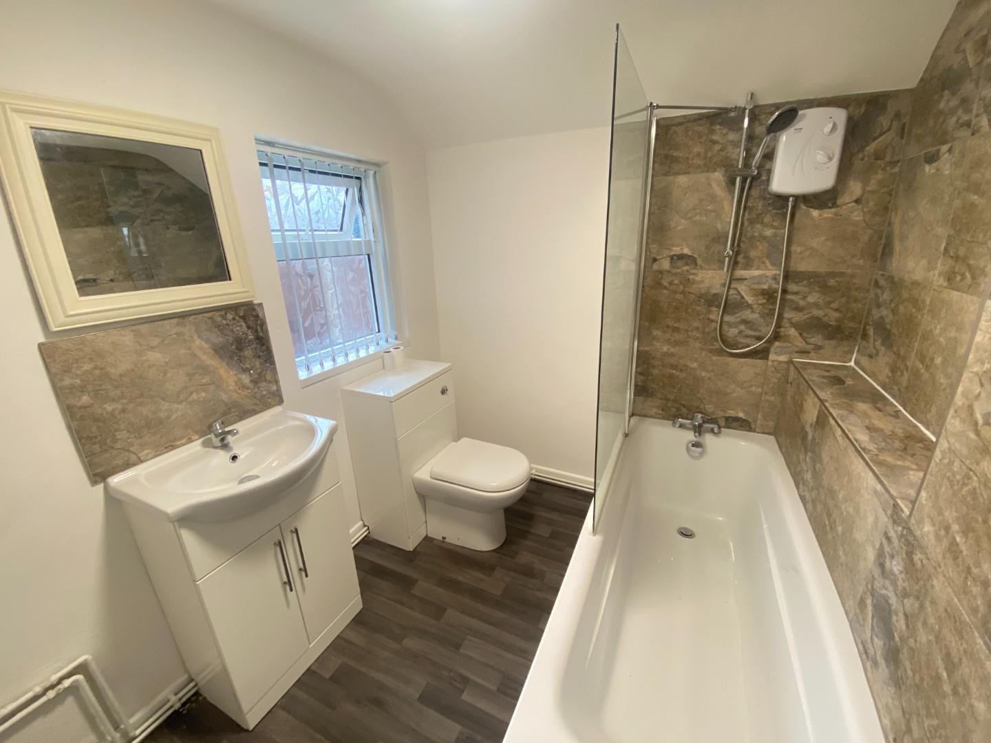 3 bed terraced house to rent in Bulkington Road, Bedworth  - Property Image 5