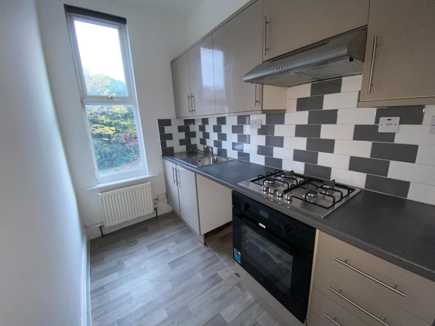 2 bed flat to rent in Walsgrave Road, Coventry 1