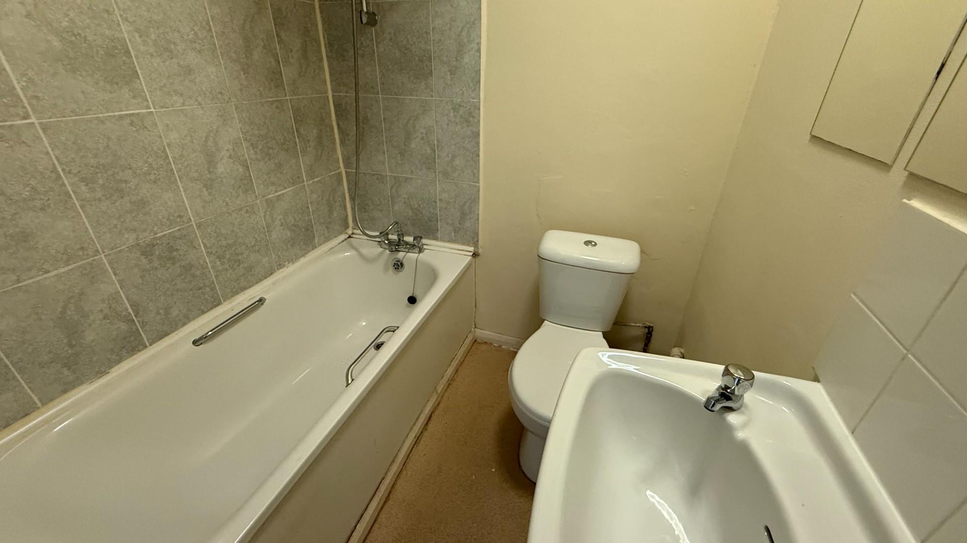 2 bed terraced house to rent in Cromwell Street, Coventry 4