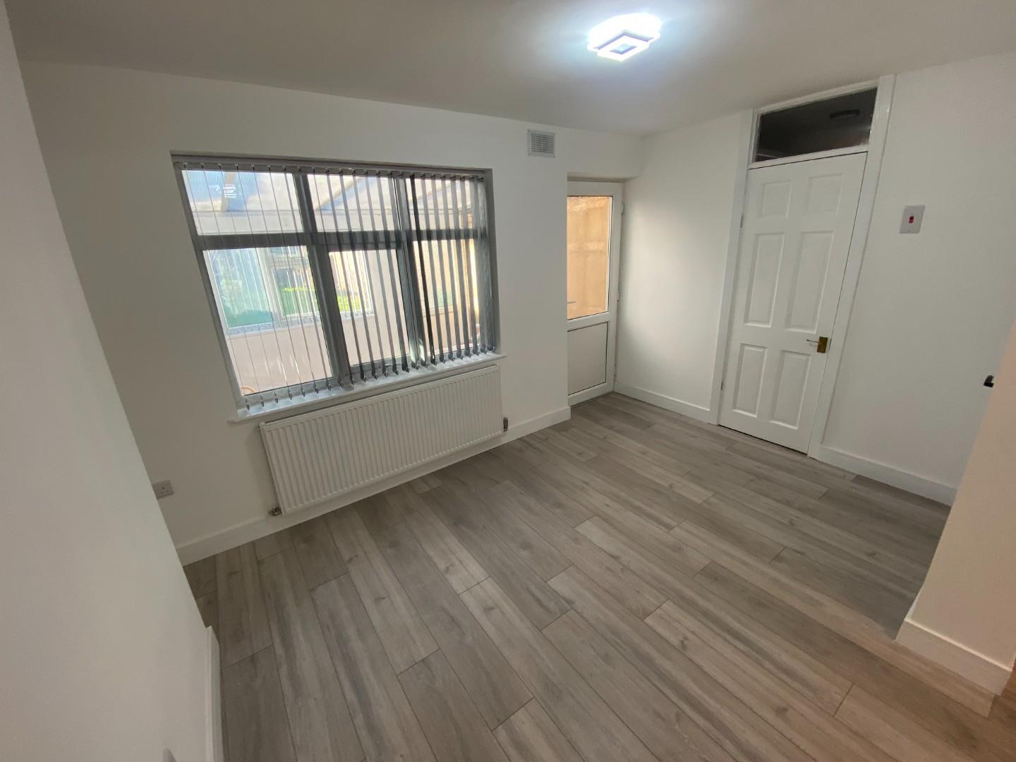 3 bed semi-detached house to rent in Holbrook Lane, Coventry 6