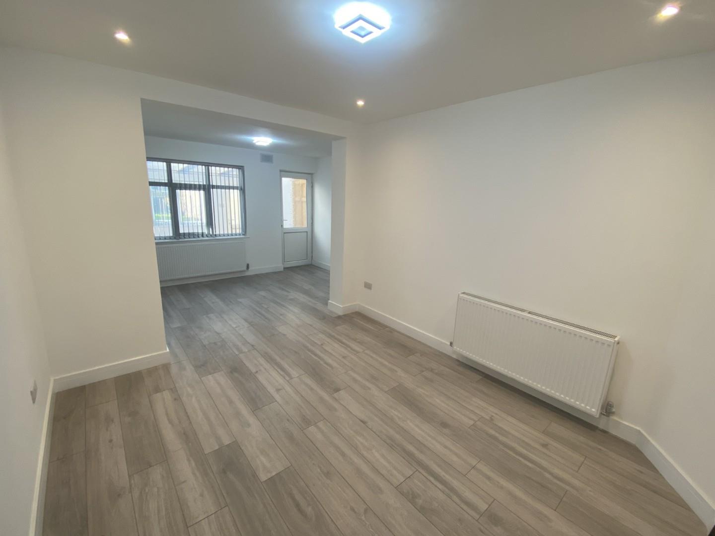 3 bed semi-detached house to rent in Holbrook Lane, Coventry 5