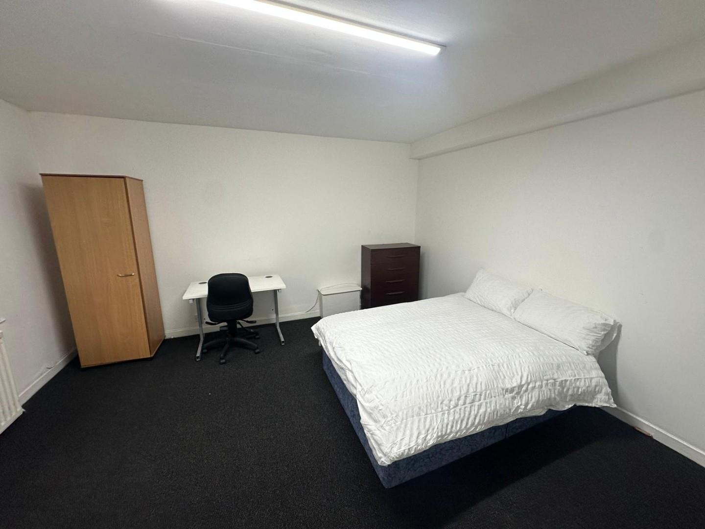 6 bed house share to rent in Holbrook Lane, Coventry  - Property Image 4