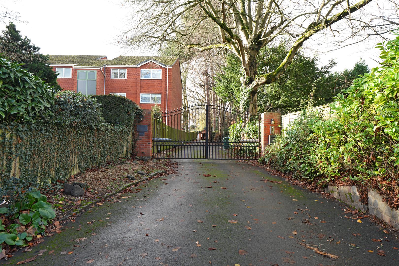 5 bed detached bungalow for sale in Davenport Road, Coventry 18